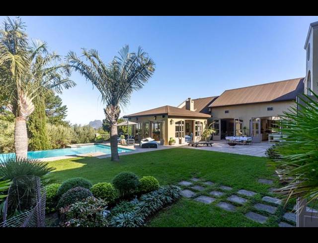 5 BEDROOM HOUSE FOR SALE IN RUYTEPLAATS